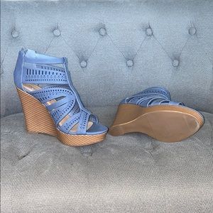 Blue Bella Vita wedges